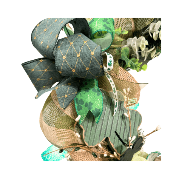 Highland Clover Wreath – 22” Handcrafted St. Patrick’s Day Wreath with Illuminated Shamrocks - Image 5